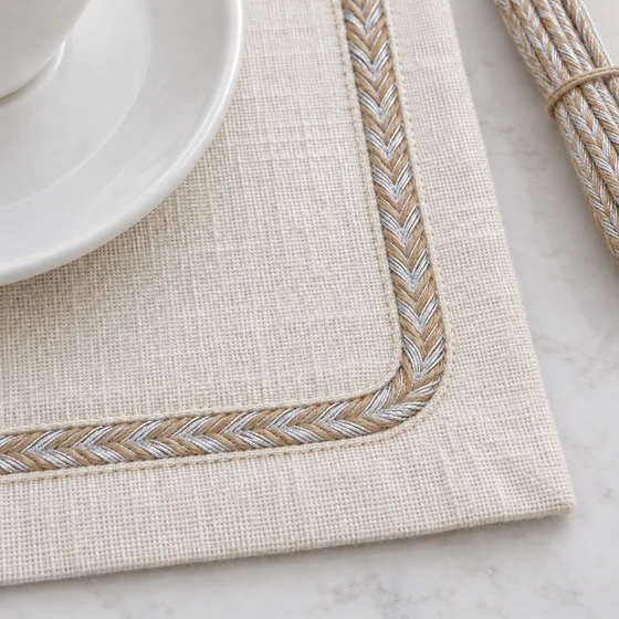 8 mm Beige and Silver Tone Flat Choti Braided Trim — Table linen use