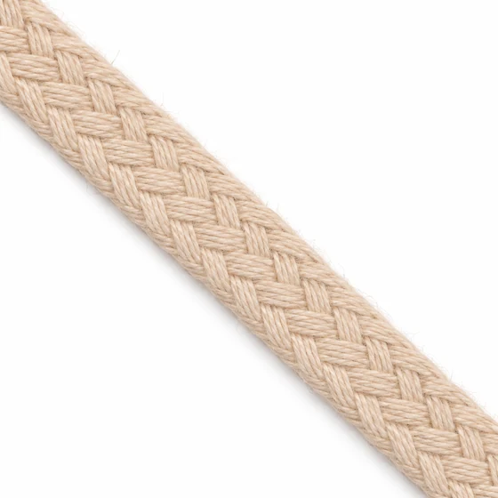 6 mm Beige Braid Trim, Narrow Close Plait — Braid close-up