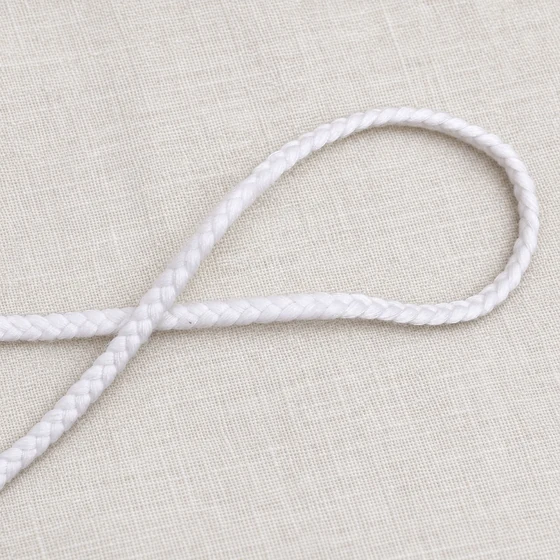 4 mm Bright White Chevron Choti Braided Trim — Alternate layout