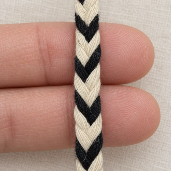 8 mm Black and White Chevron Chunky Choti Braided Trim — In hand