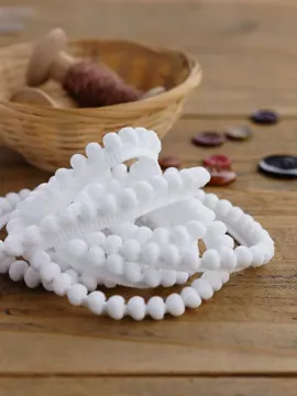White Pom Pom Lace, Dot and V Shape, photo 4